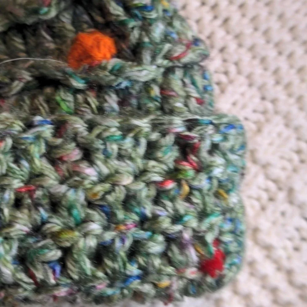 Holiday ‎ Handknitted Youth Xmas Hat holiday cute